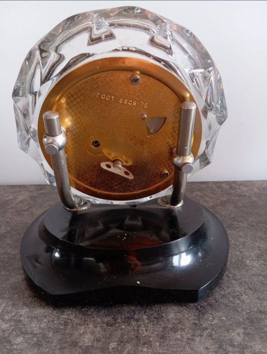 Vând 2 ceasuri de masă rusești Majak