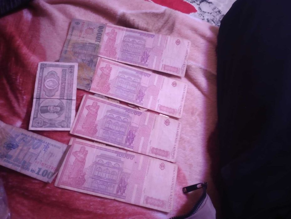 Vand monede romanesti vechi