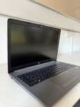 De vanzare Laptop HP 250 G7 - i5, 8GB RAM, SSD 238GB