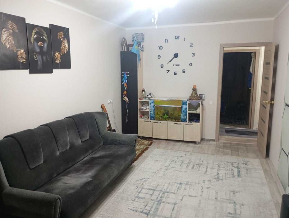 Продам 2 комнатную на КСК