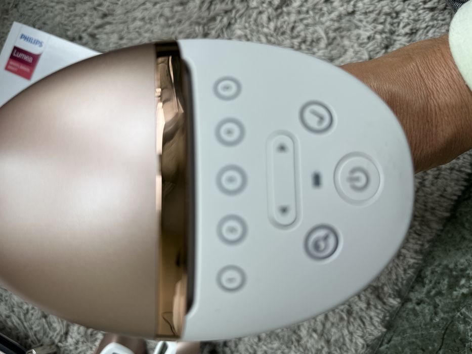 Фотоепилатор Philips Lumea