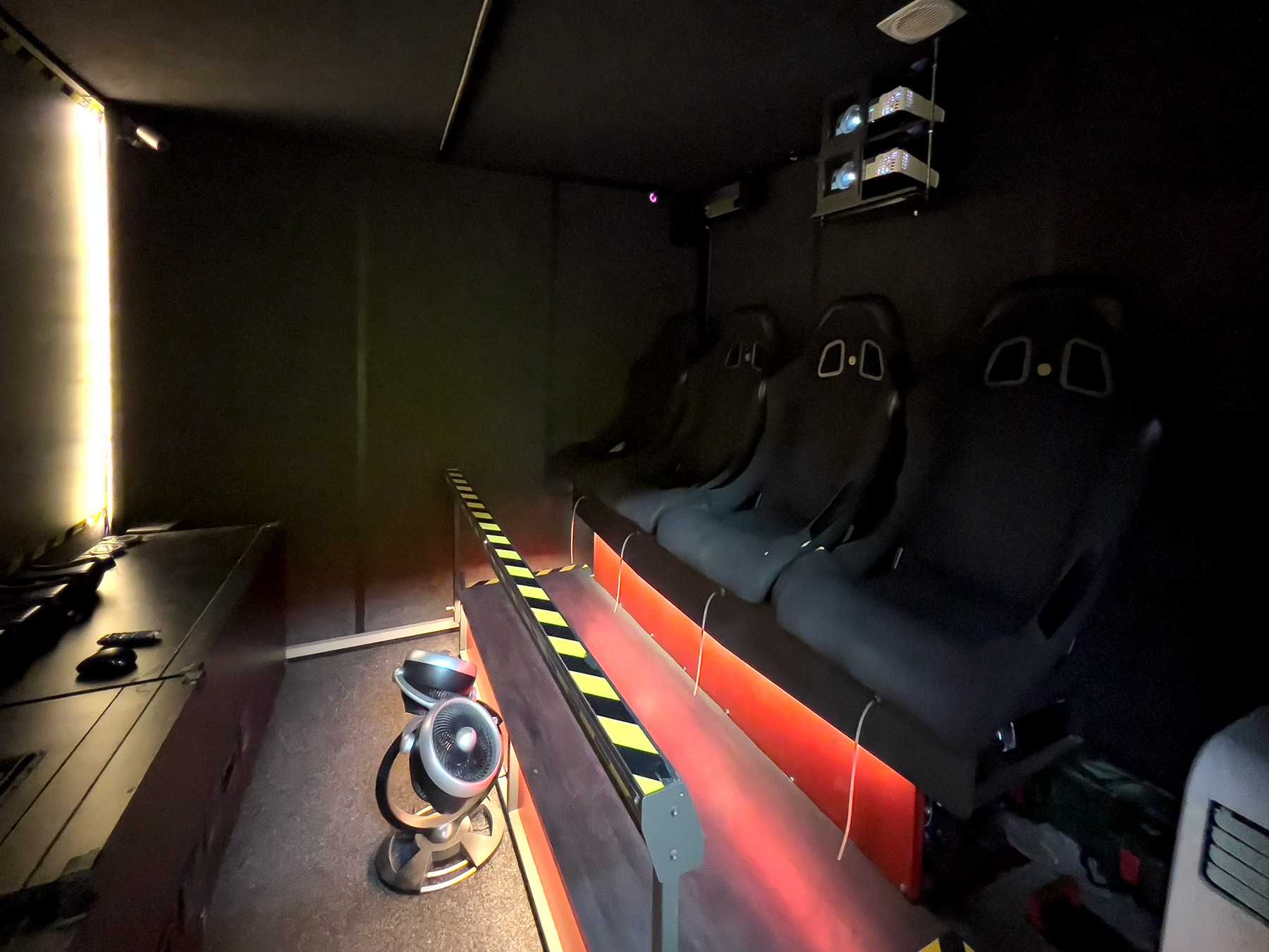 Cinema 7D, 9D VR, simulatoare auto, console joc | Afacere pe litoral