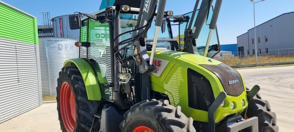 Vand tractor Claas AXOS 340 cu incarcator frontal