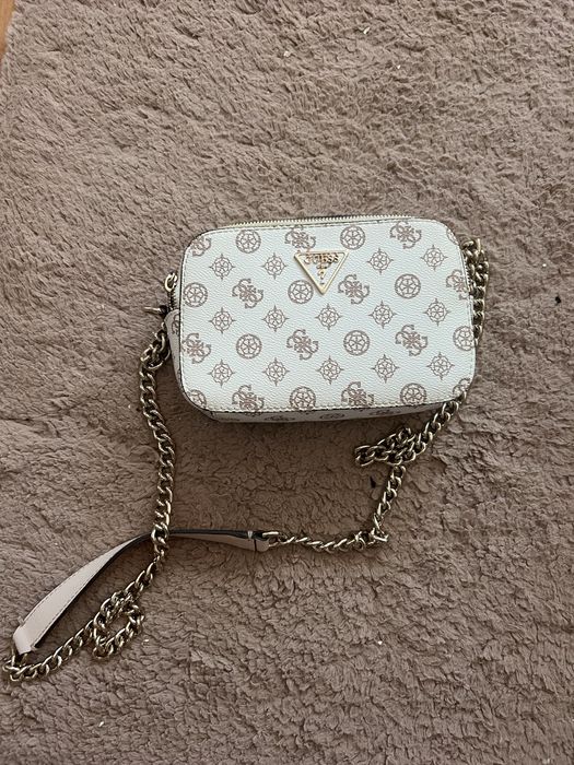 Geanta guess noua