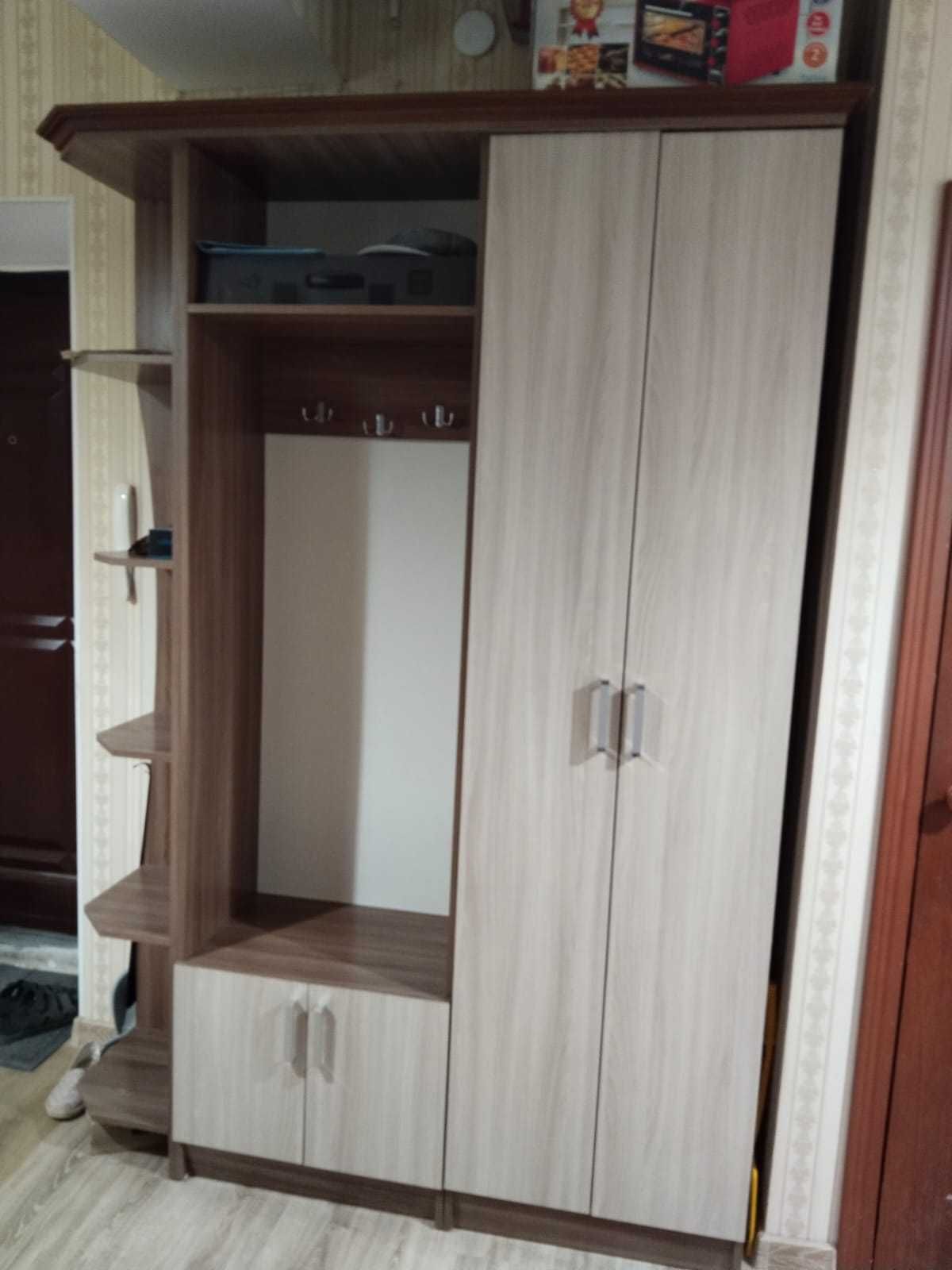 срочно продается прихожка