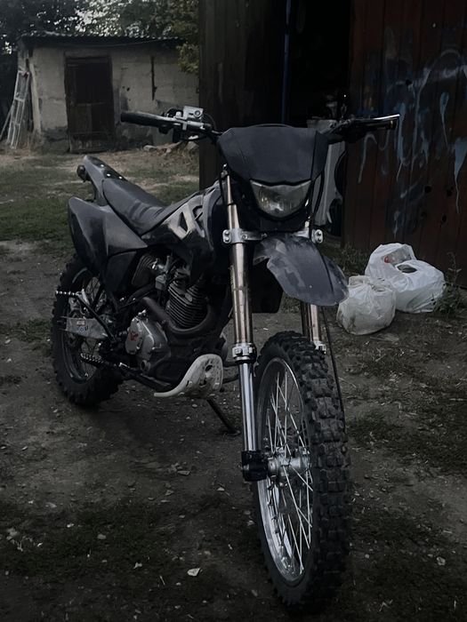 эндуро 250 кубов