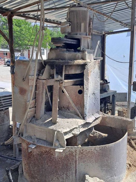 Шлакоблок ускуналари сотилади комплект/ Шлакоблок аппарат, мешалка