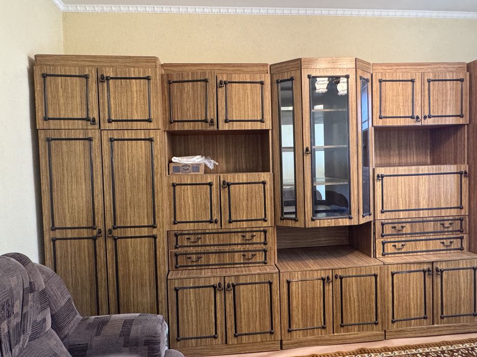 Продам стенку для гостиной