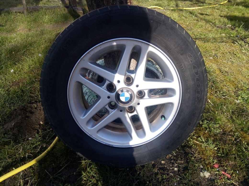 Roții 5x120 R15 / 5x100 R16 / 4×100 R15