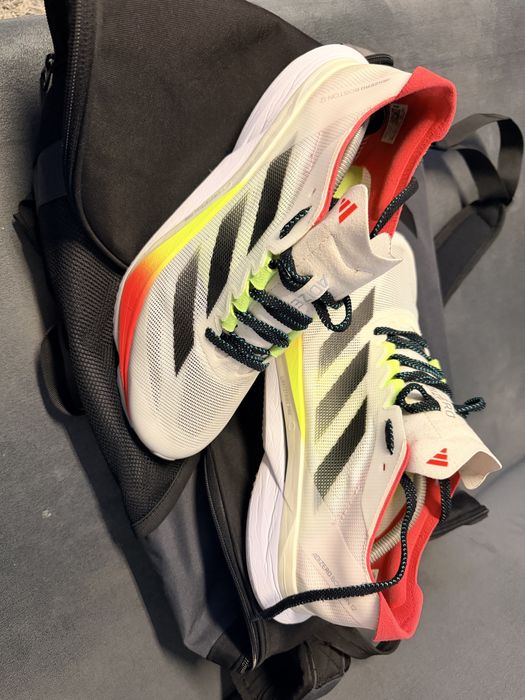 Vand adidasi Adidas Adizero Boston 12