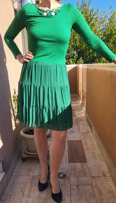 Rochie eleganta cu volane, marca GUARA, Marime 38-40