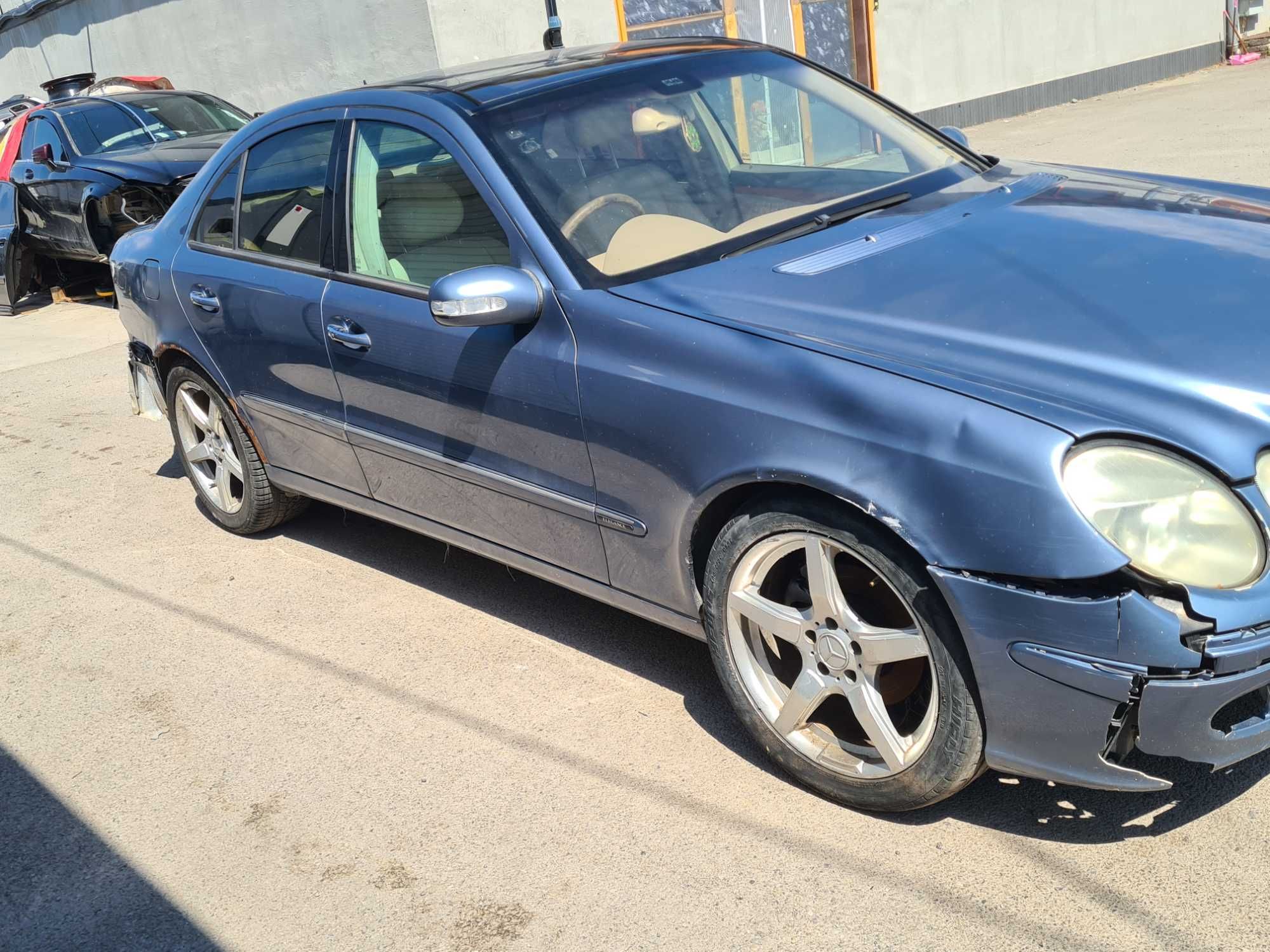 **САМО НА ЧАСТИ* Mercedes E270 W211, панорама, безключово, десен волан