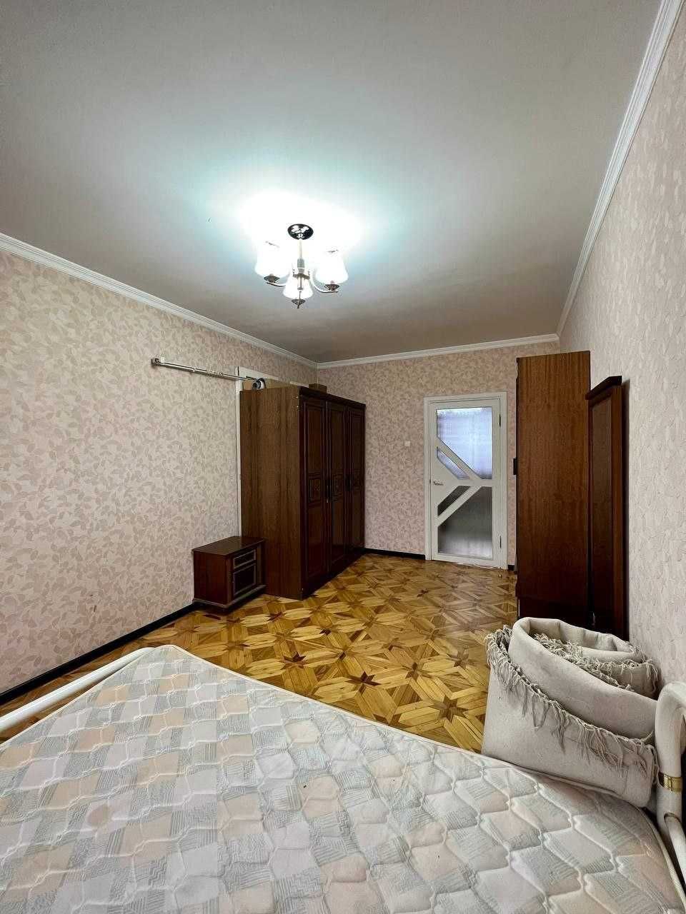 СРОЧНО! Госпитальный 2/3/5 65м2  с Мирабадский базар Нукуская
