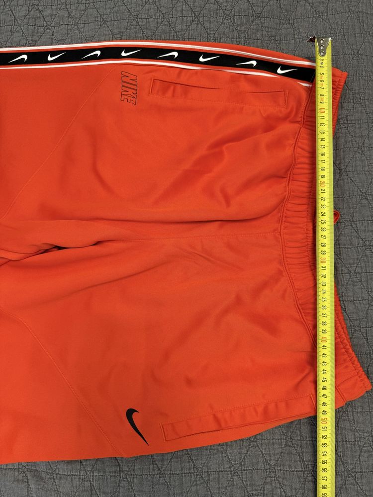 Оригинално панталон NIKE