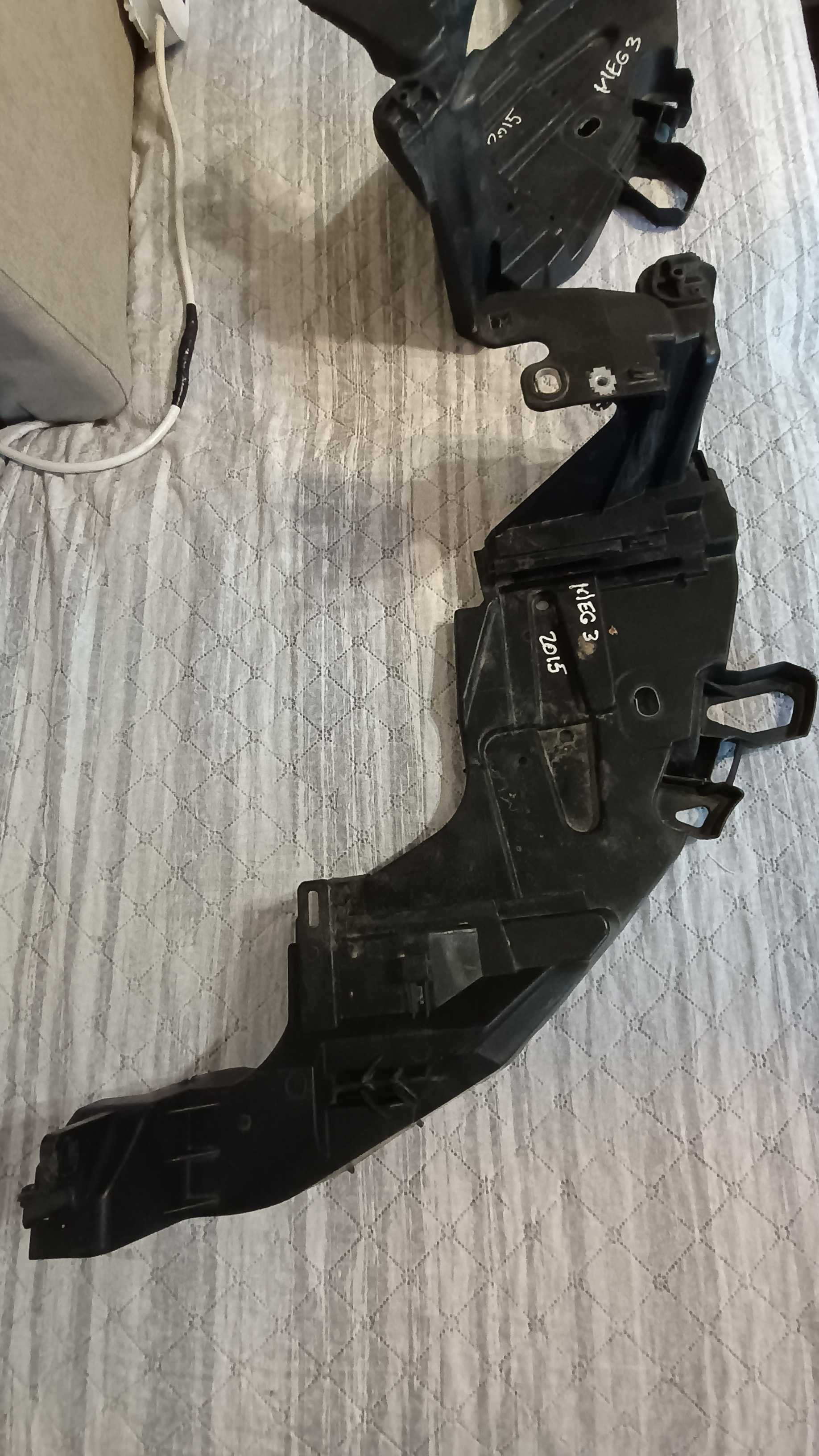Suport bara fata  DREAPTA FACELIFT Renault Megane 3 622225493r
