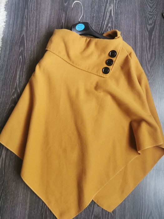 Poncho damă, stare foarte bună