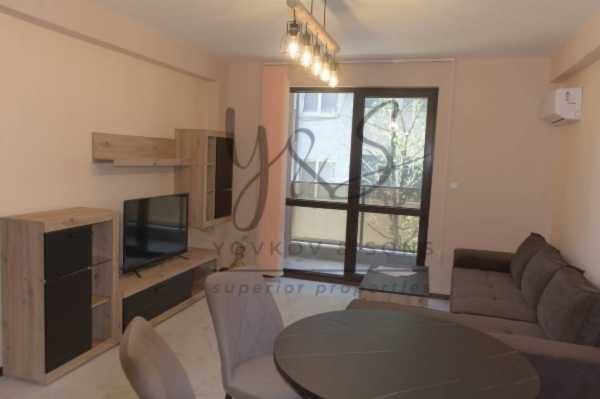 Дава се под наем Тристаен апартамент в Пловдив, Каменица 1 - 105 кв.м за 750 € - Снимка #1