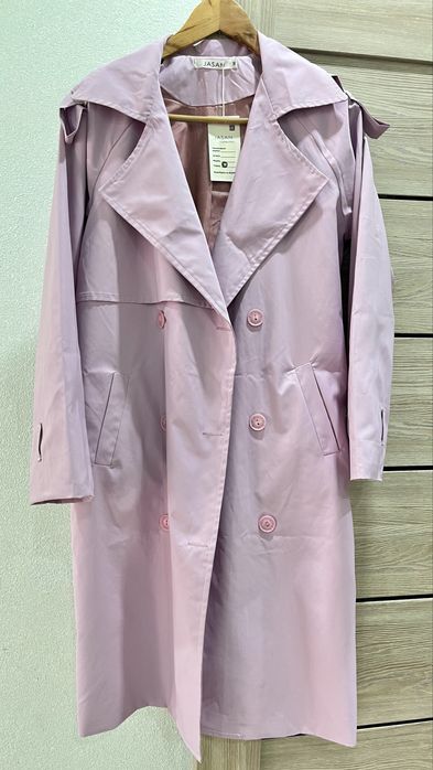 Продаю тренч новые