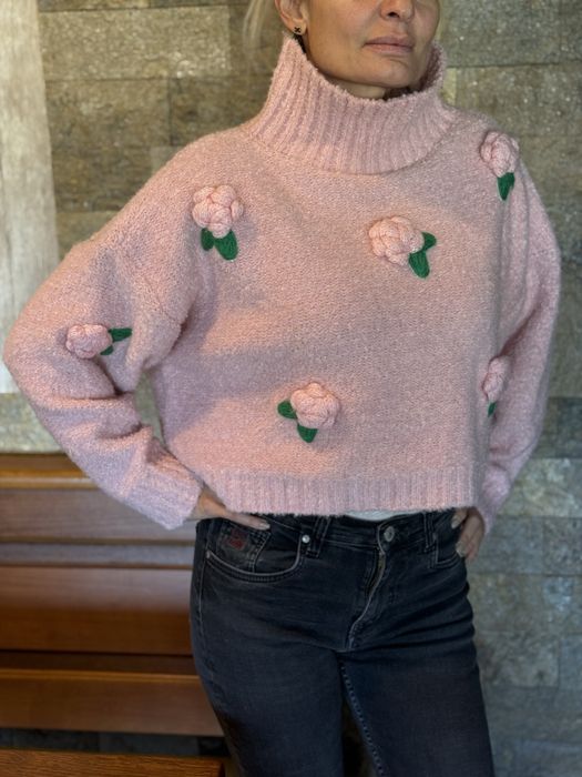 Дамски розови пуловерчета