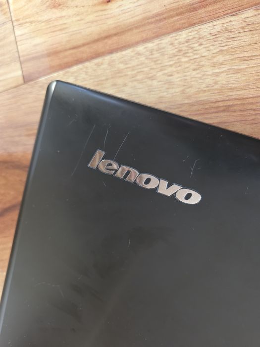 Laptop Lenovo g585
