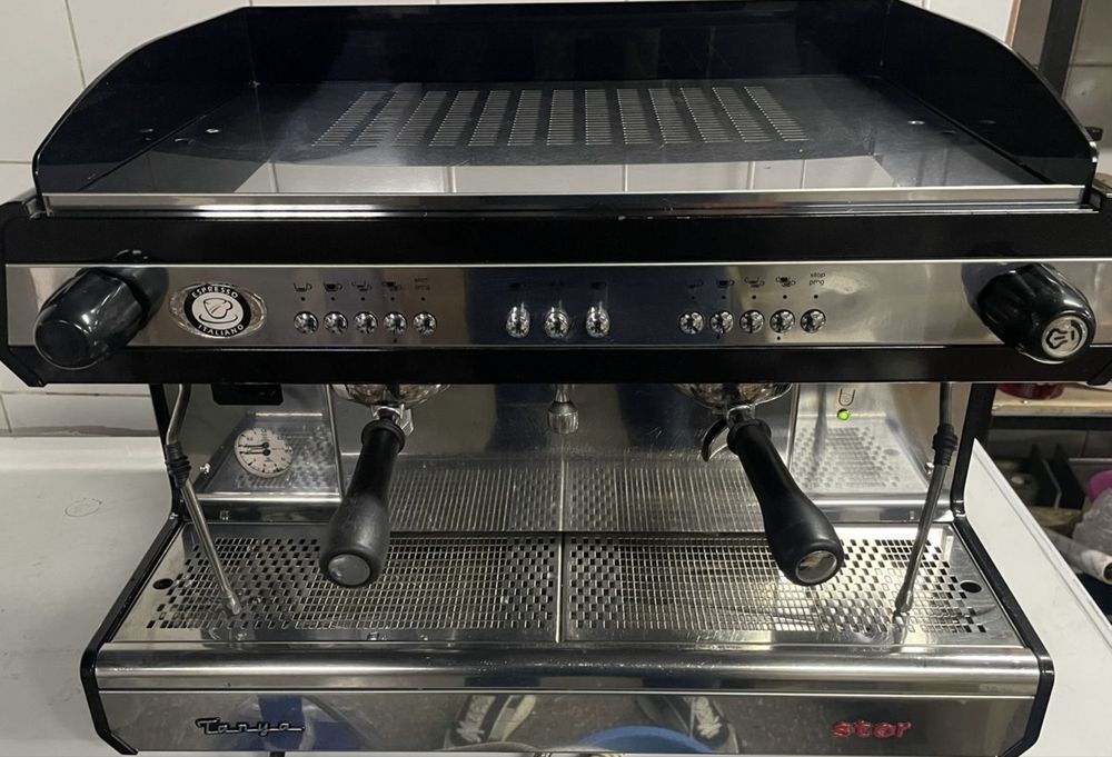 Срочно продам кофемашину