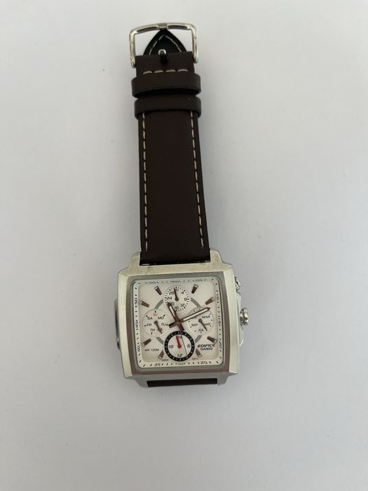 Часовник Casio EF - 324