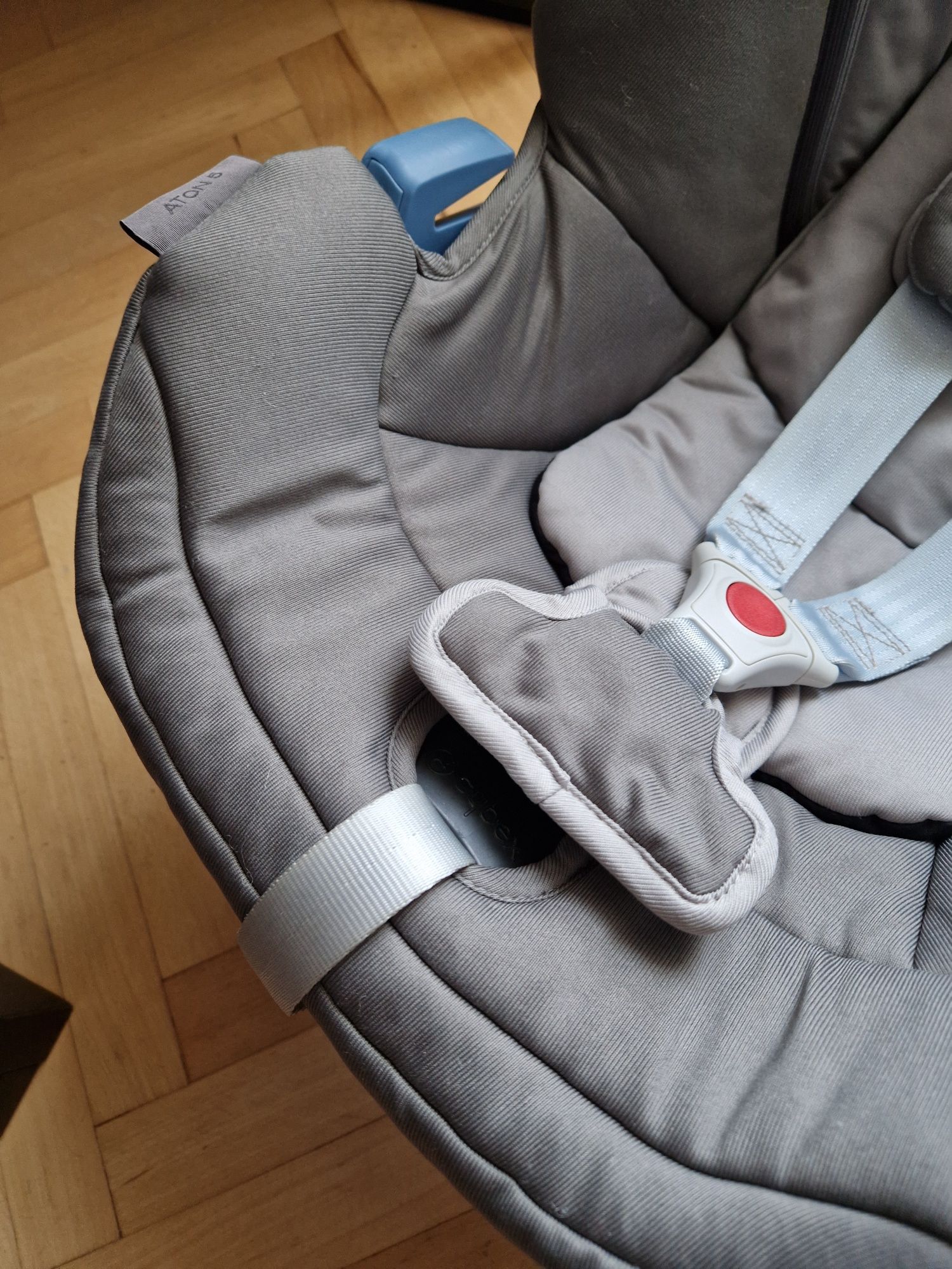 Столче за кола Cybex Aton 5
