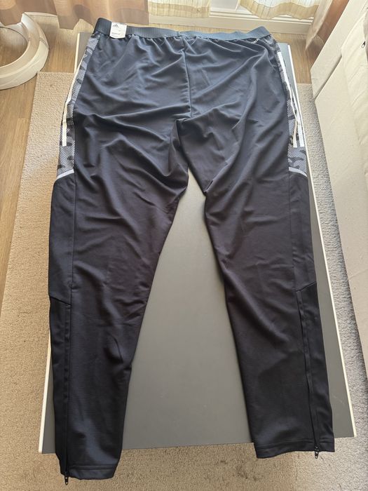 Pantaloni trening/fotbal/fitness Adidas, noi, negri, marimea 2XL