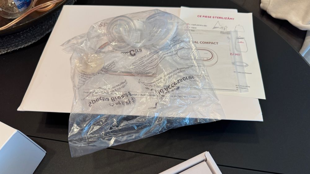 Pompă de sân electrică Spectra Premium Dual Compact