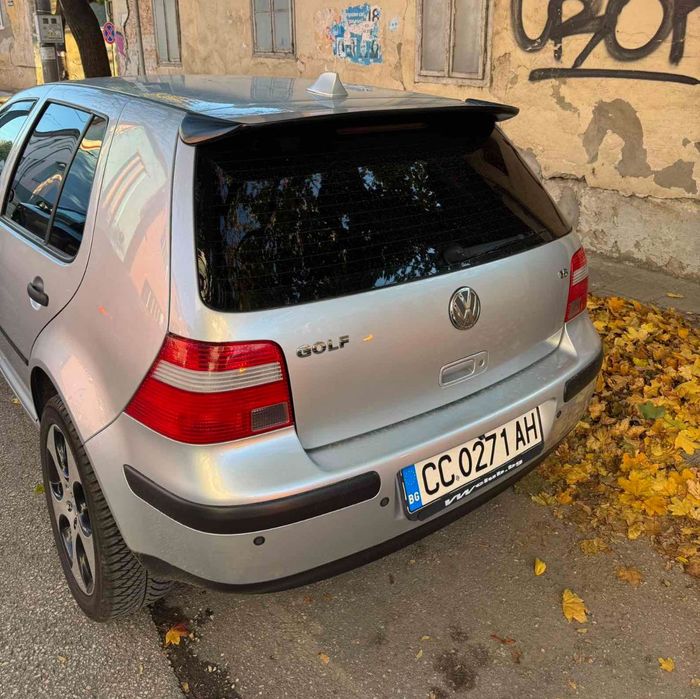 Спойлер за Багажник (Антикрило) за VW Golf 4 – Черен Гланц