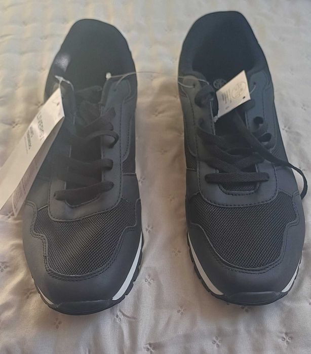 Livergy Мъжки маратонки 46