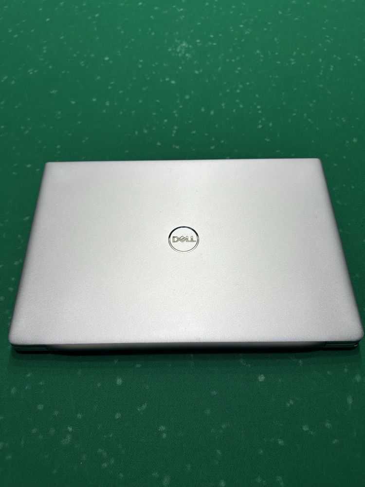 Ноутбук ультрабук DELL Inspiron 5490