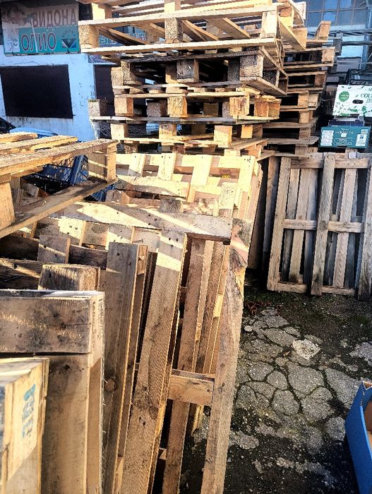 Продавам палети изгодно