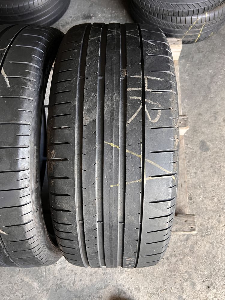 2 anvelope vara 255/35/21 , Pirelli , DOT 2021