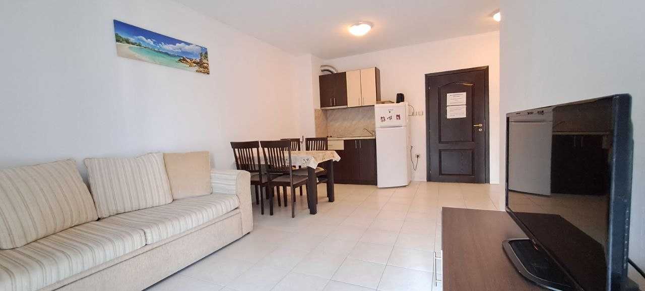 Продава се Двустаен апартамент в Свети Влас - 60 кв.м за 1352 €/кв.м - Снимка #2
