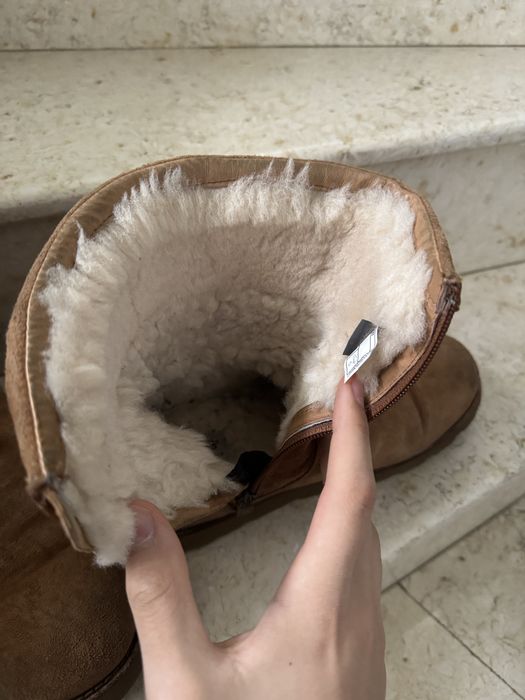 ghete UGG waterproof
