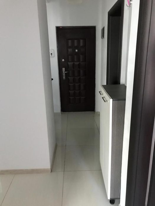 Apartament 2 camere, 48mp utili, et 3/8, vizavi de Complex Militari