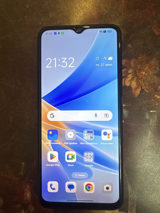 Продам Oppo A17 в хорошем состоянии