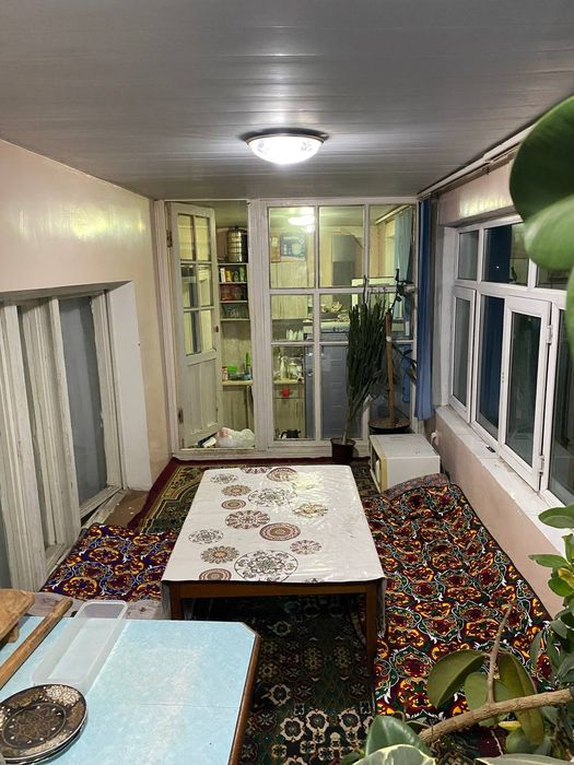 Dom sotiladi 5 xonali.