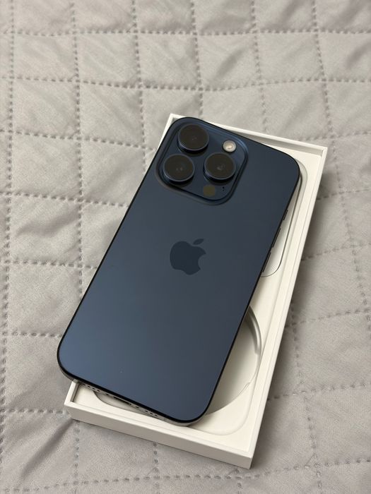 Продам iPhone 15pro