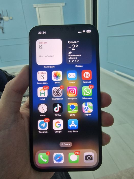 Продам Айфон 13 128гб