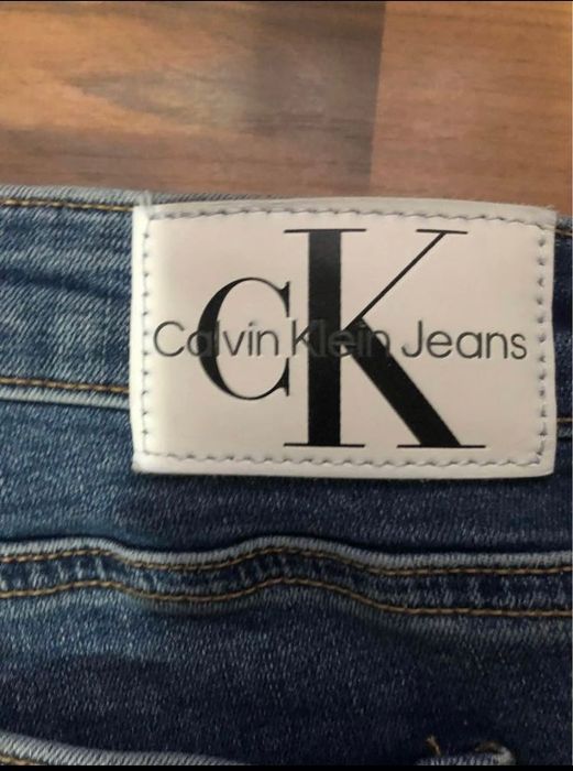 Blugi Calvin Kleinin