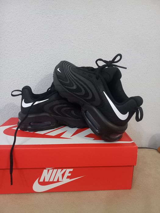 Маратонки Найк нови