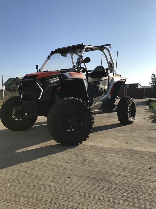 Polaris RZR 1000 XP numere Negre Acceptam si unele Variante