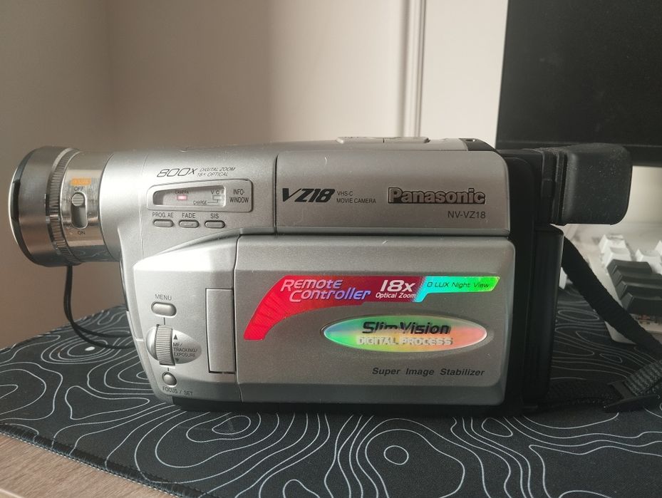 Видеокамера VHS-C Panasonic NV-VZ18
