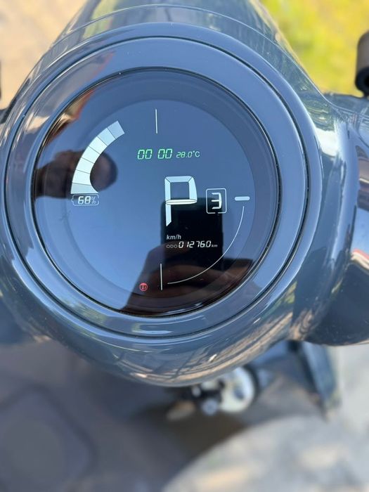 Scooter electric LVNENG LX06, motor Bosch, AM,B, factura, înmatriculat
