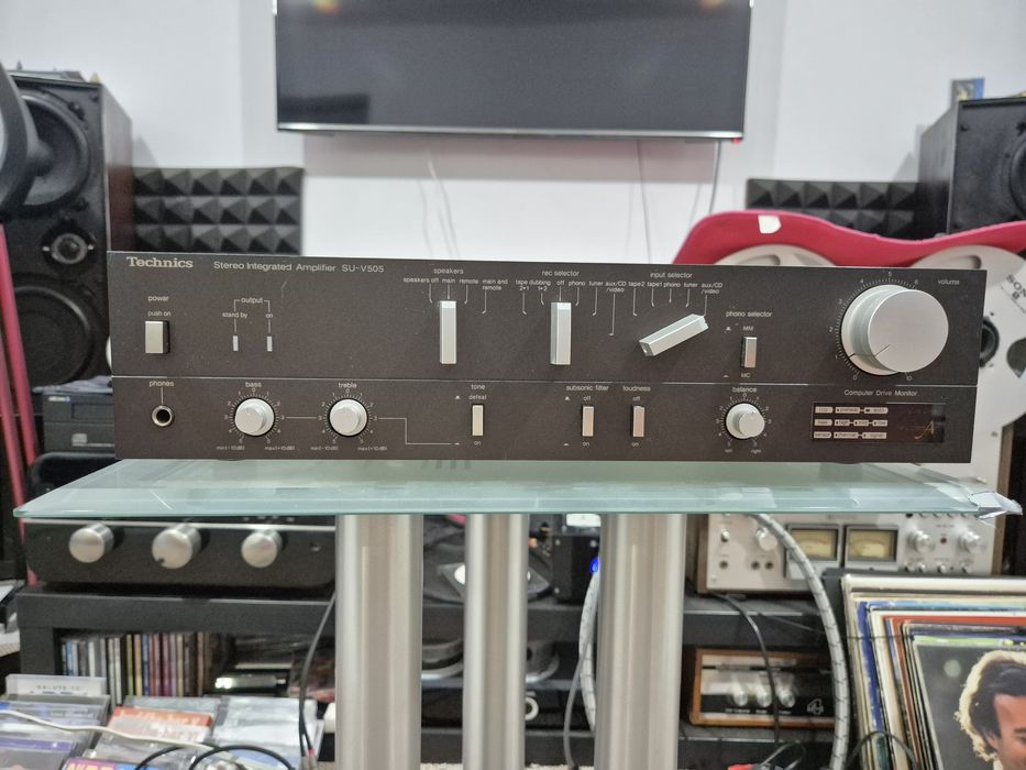 Technics SU V505 amplificator stereo vintage
