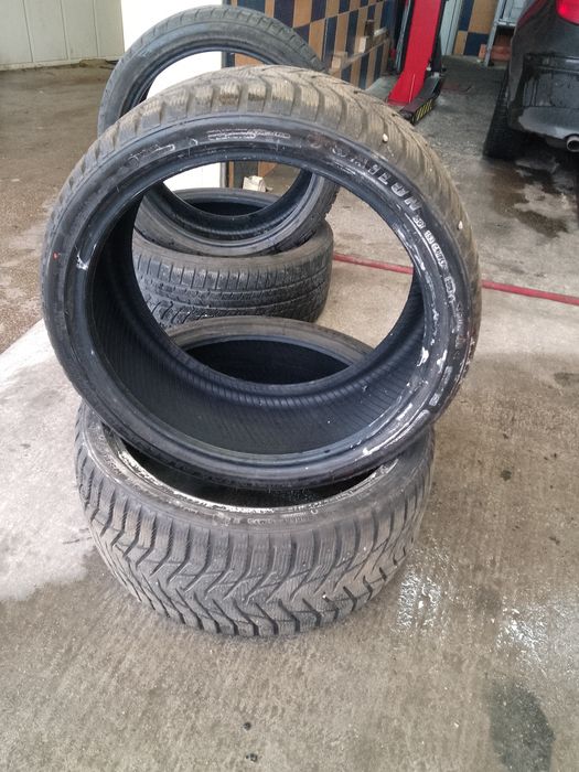 Гуми 255/35 20 зимни 2бр