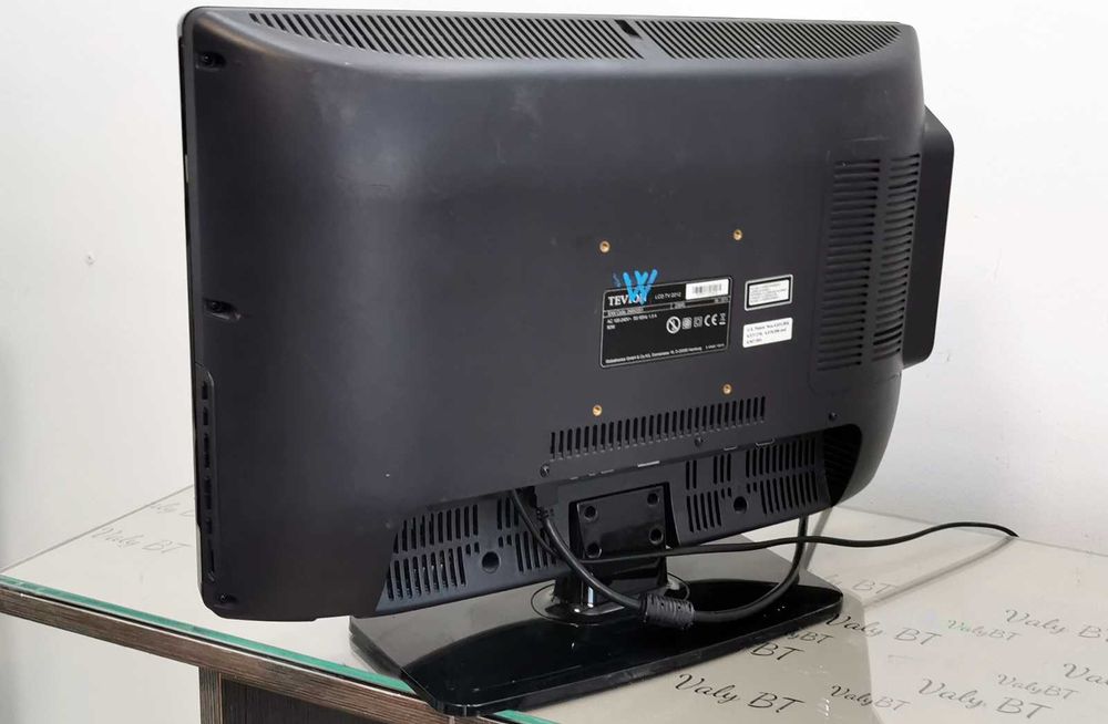 Televizor lcd Tevion 2212 - 22 inch/56 cm - Lichidare de stoc