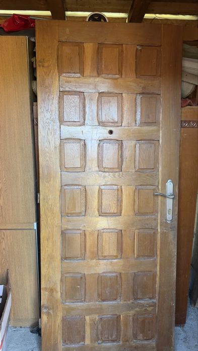 Usa lemn masiv de stejar